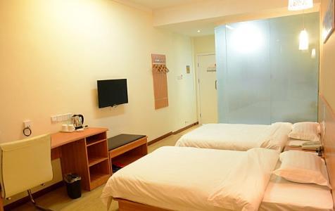 Thank Inn Chain Hotel Henan Xinyang Train Station Gongqu Road Extérieur photo